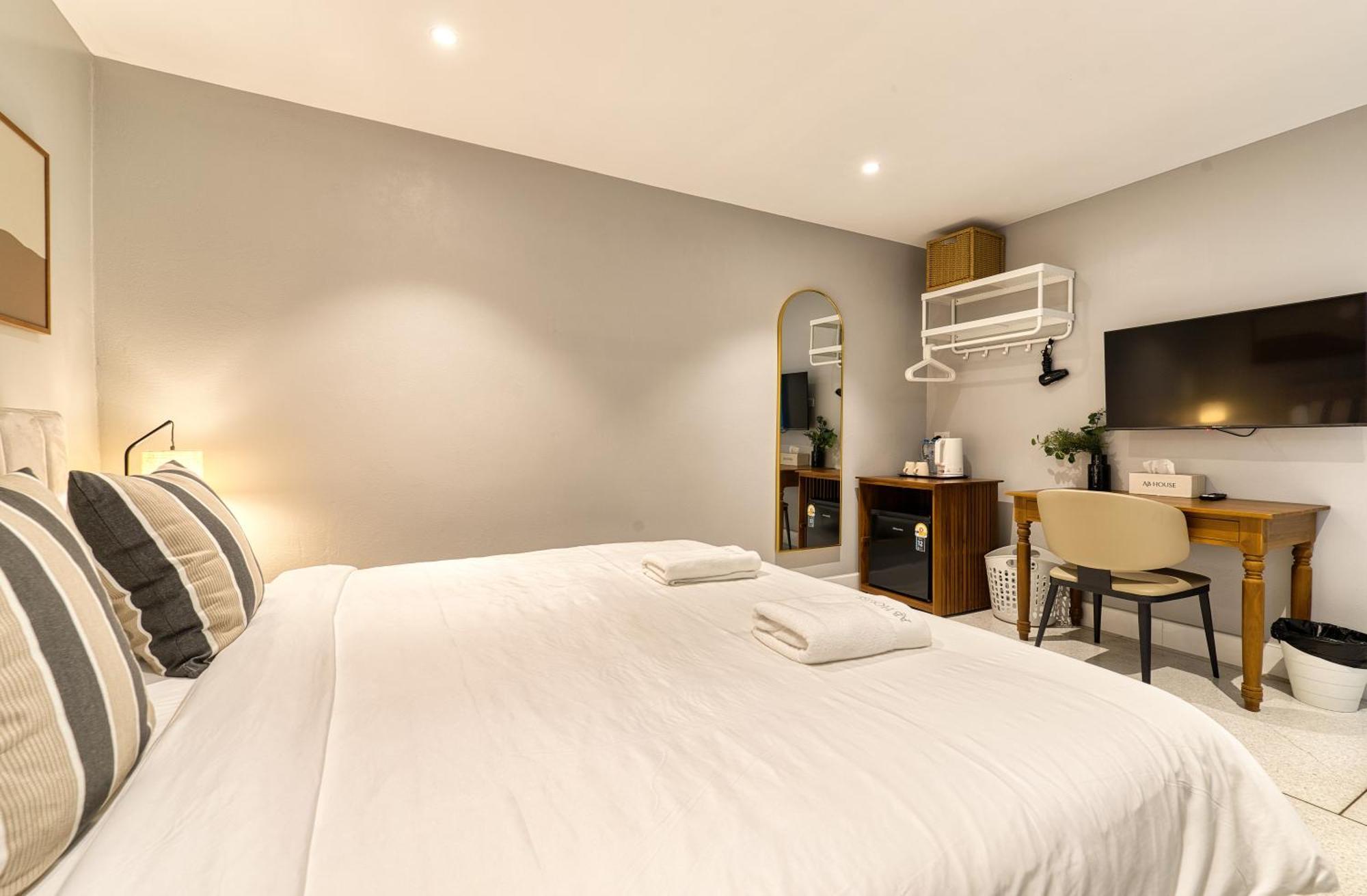 Ab House Aparthotel Bangkok Luaran gambar